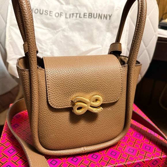 Little Bunny Crossbody Bag - Picture 5 of 7